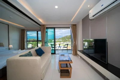 발코니와 바다 전망이 있는 디럭스 더블룸 — Private Residents in Surin Mida